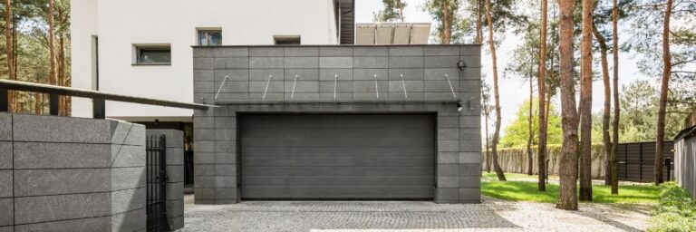 Is a detached garage covered under homeowners insurance